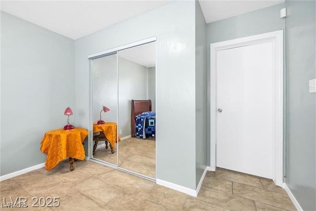 1589 Silver Mesa Way, House other with 4 bedrooms, 2 bathrooms and null parking in Las Vegas NV | Image 19