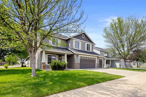 3273 N Elmstone Ave, Meridian, ID, 83646-4909 | Card Image
