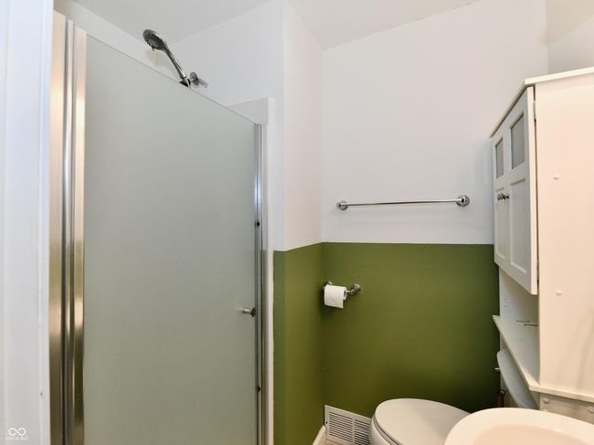 Main Bath with stand up shower | Image 22