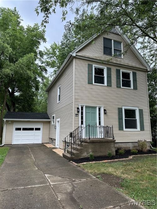 27 Orchard Ave, West Seneca, NY, 14224-1416 | Card Image