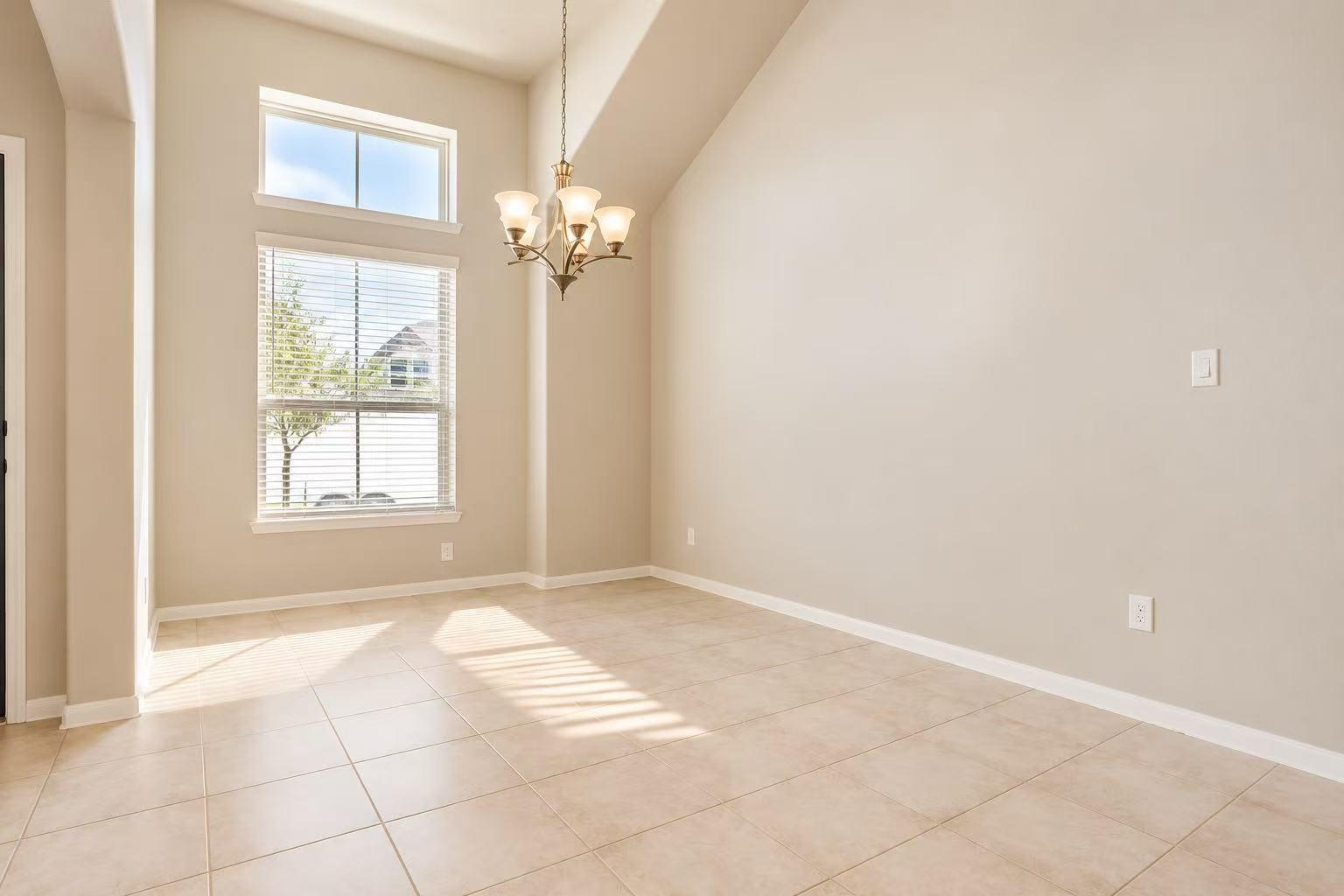 Residential Lease in Richmond 4