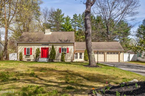 219 Aviation Rd, Queensbury, NY, 12804-1152 | Card Image