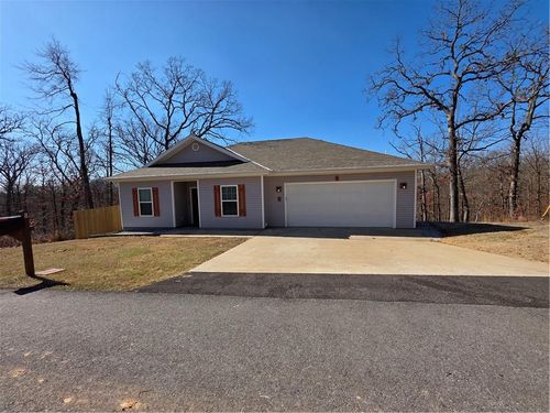 8 Horncastle Dr, Bella Vista, AR, 72714-4051 | Card Image