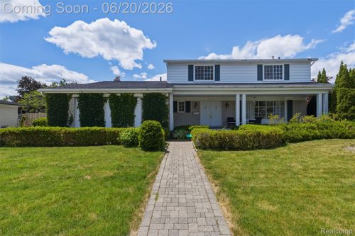 32007 Claeys Dr, Warren, MI, 48093-6116 | Card Image