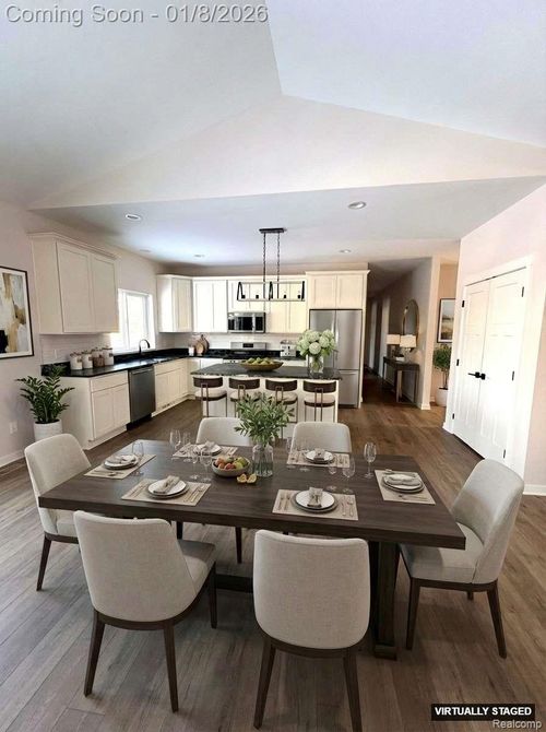 1306 Blue Ridge Pkwy, White Lake, MI, 48383-3966 | Card Image