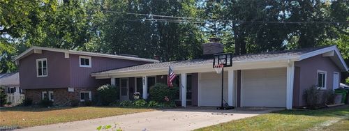 202 4th Ave, Berea, OH, 44017-1224 | Card Image