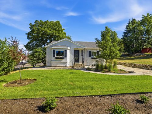 1107 E 300 S, Bountiful, UT, 84010-1901 | Card Image