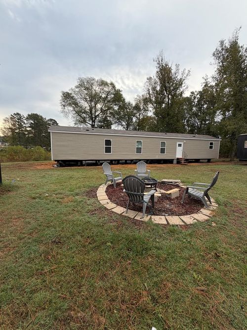 202 Hamlin Ave, Bloomburg, TX, 75556-1919 | Card Image