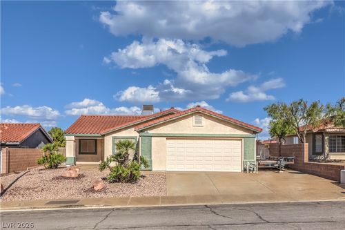 444 Richgold St, Henderson, NV, 89012-5403 | Card Image