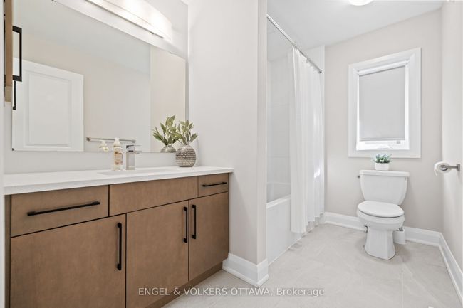 399 Longworth Ave, House other with 5 bedrooms, 4 bathrooms and 3 parking in Gloucester ON | Image 33
