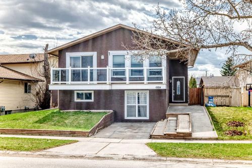 6824 Temple Dr Ne, Calgary, AB, T1Y4X8 | Card Image