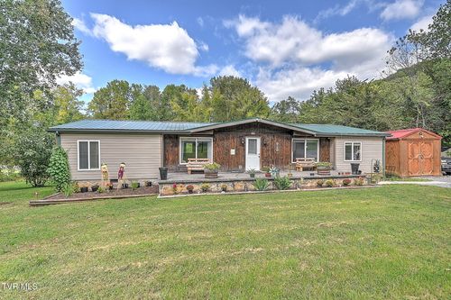115 Allen Odom Ln, Elizabethton, TN, 37643-5365 | Card Image
