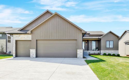 2524 N Emerald Ct, Andover, KS, 67002-7676 | Card Image