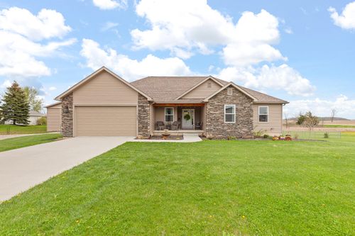 9201 Walnut Dr, Tipton, MI, 49287-9821 | Card Image