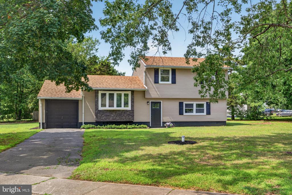 Residential in MILLVILLE 3