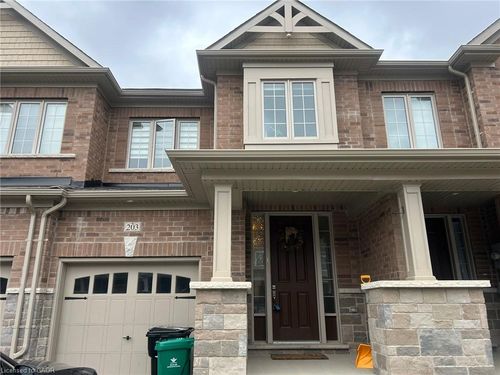203 Broadacre Dr, Kitchener, ON, N2R0S6 | Card Image