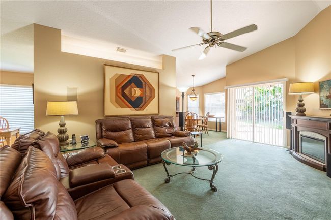 2024 Glen Forge St, House other with 3 bedrooms, 2 bathrooms and null parking in Brandon FL | Image 10