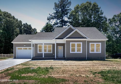 141 Ranch Dr, Elizabeth City, NC, 27909-7626 | Card Image