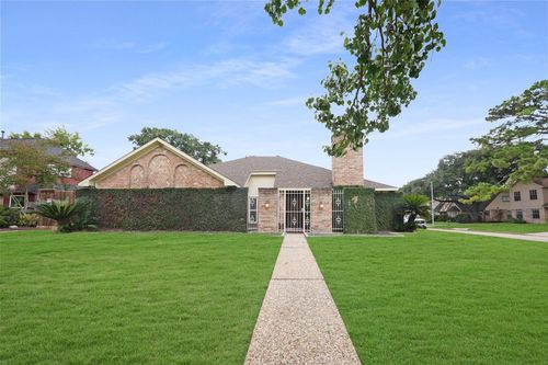 11502 Conestoga Lane Ct, Houston, TX, 77066-3819 | Card Image