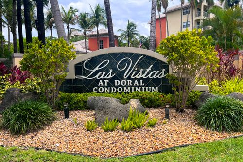 238-8100 Geneva Ct, Doral, FL, 33166-4697 | Card Image