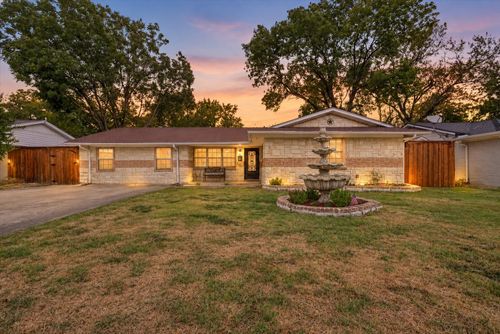 2983 Amber Ln, Farmers Branch, TX, 75234-3671 | Card Image
