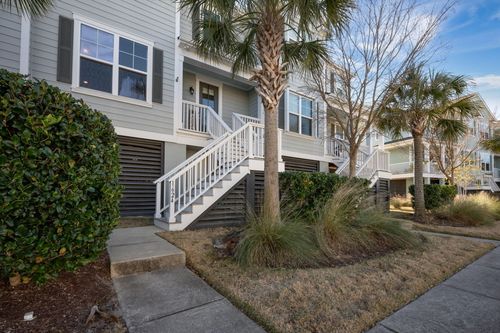 1624 Prince Edward St, Mount Pleasant, SC, 29466-9409 | Card Image