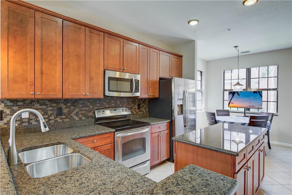 Residential in FORT MYERS 3