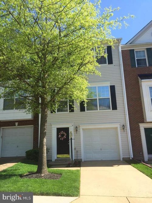 12325 Jarrow Ln, BRISTOW, VA, 20136-2061 | Card Image
