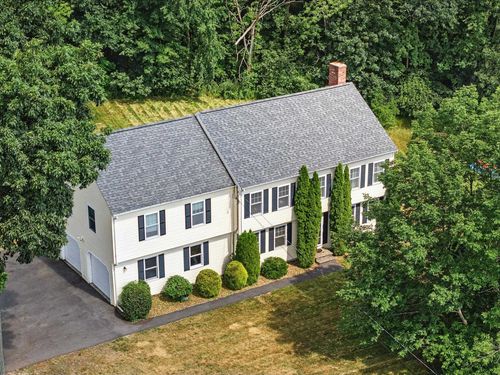 12 Stanwood Rd, Salem, NH, 03079-3207 | Card Image