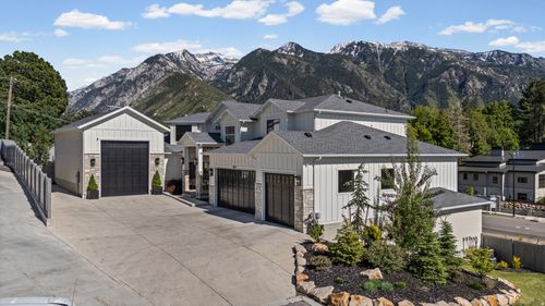 9577 S Hidden Pine Ln, Sandy, UT, 84092-3442 | Card Image