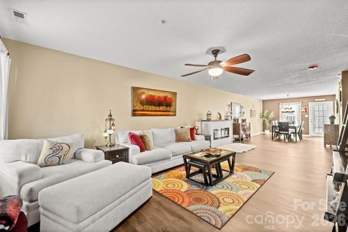 unit-201-106 Locomotive Ln, Mooresville, NC, 28115-8523 | Card Image