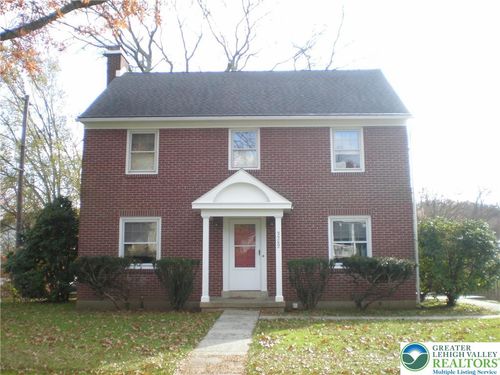 3202 Route 212, HELLERTOWN, PA, 18055-9618 | Card Image
