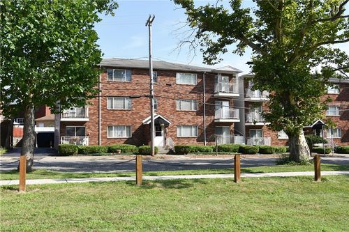 a4-320 Sims St, Ellwood City, PA, 16117-3838 | Card Image