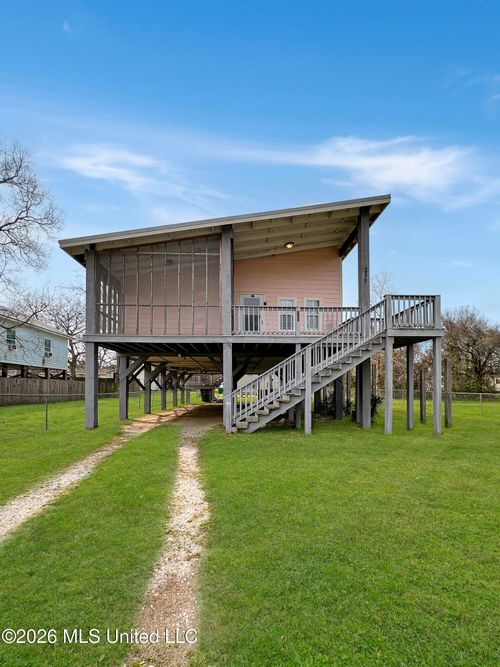 229 Holley Street, Biloxi, MS, 39530 | Card Image