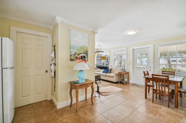 Unit A - Kitchen | Image 22