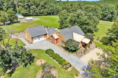 2620 Breckinridge Mill Rd, Fincastle, VA, 24090-3466 | Card Image