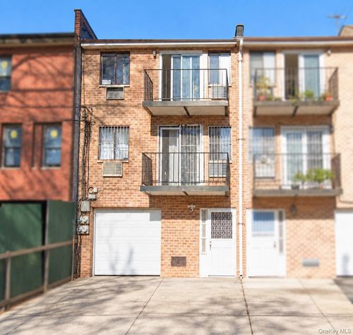 2fl-9229 55th Ave, Elmhurst, NY, 11373-4628 | Card Image