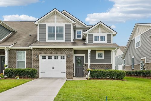 4221 Aragorn Way, Murfreesboro, TN, 37128-0667 | Card Image