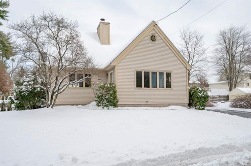 11 Norma Dr, Nashua, NH, 03062-1340 | Card Image