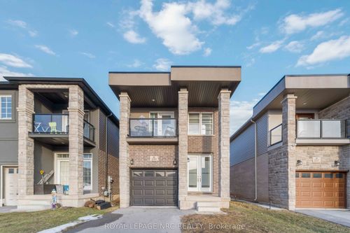233 Louise St, Welland, ON, L3B0H8 | Card Image