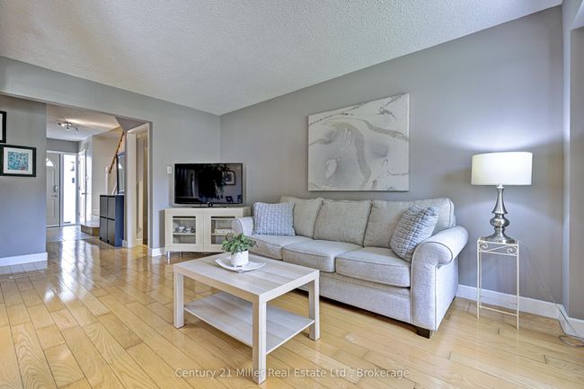 109 - 2315 Bromsgrove Rd, Condo with 4 bedrooms, 2 bathrooms and 1 parking in Mississauga ON | Image 8
