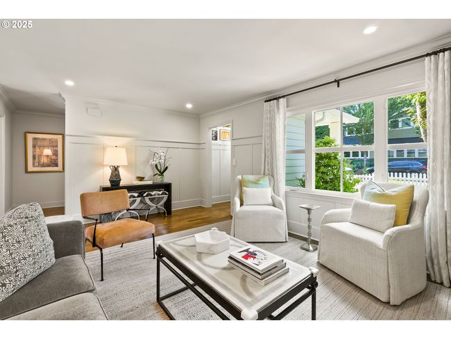 817 D Ave, House other with 3 bedrooms, 4 bathrooms and 2 parking in Lake Oswego OR | Image 25