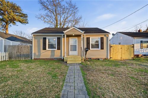 60 Greeneland Boulevard, Portsmouth, VA, 23701 | Card Image