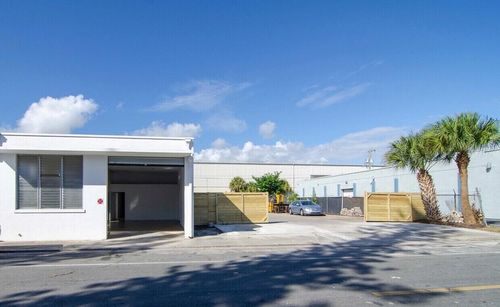 421 S H St, Lake Worth Beach, FL, 33460-4436 | Card Image