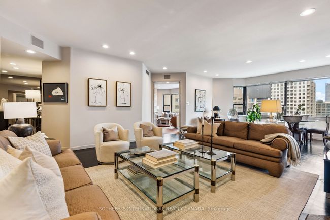 PH2 - 1166 Bay St, Condo with 3 bedrooms, 4 bathrooms and 4 parking in Toronto ON | Image 6