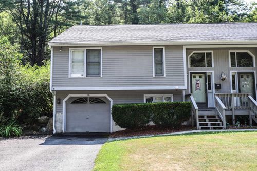106 Valley St, Laconia, NH, 03246-2565 | Card Image