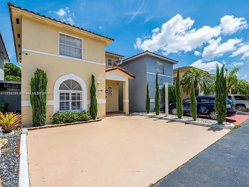 apt-2387-7211 W 24th Ave, Hialeah, FL, 33016-6535 | Card Image