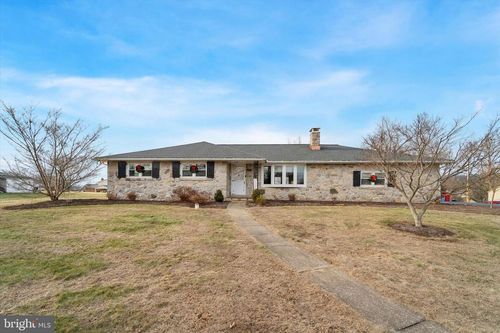 1217 Crestwood Dr, POTTSTOWN, PA, 19464-2931 | Card Image