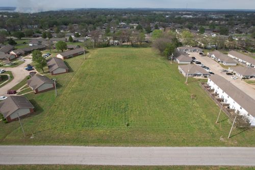 TBD E 11th St, Grove, OK, 74344 | Card Image