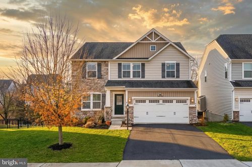 107 Cabbage White Dr, LAKE FREDERICK, VA, 22630-2209 | Card Image